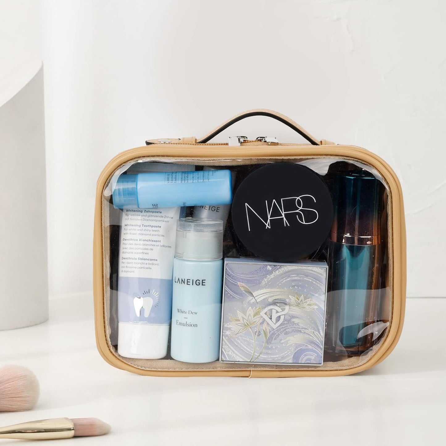 Trousse de voyage pour articles de toilette