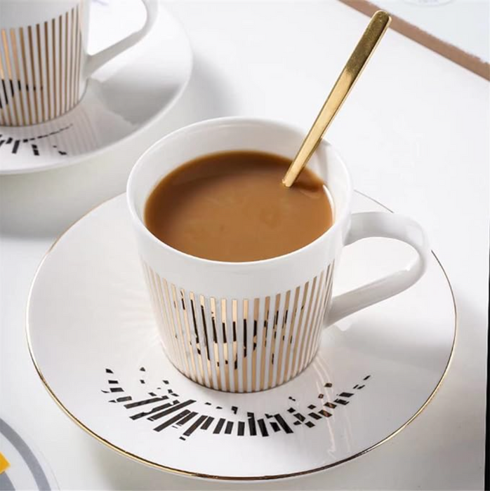 Horse Mirror Cup