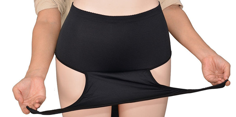 Culotte gainante pour les hanches et les fesses
