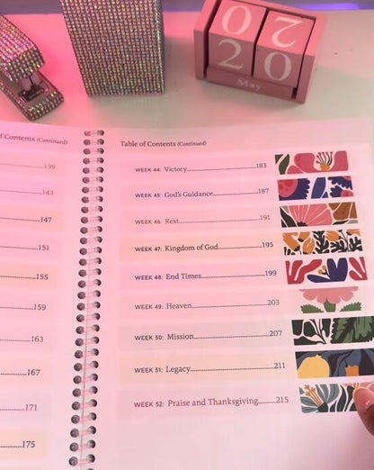 Un voyage de 52 semaines à travers la Parole de Dieu (✨Relié)