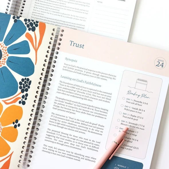 Un voyage de 52 semaines à travers la Parole de Dieu (✨Relié)